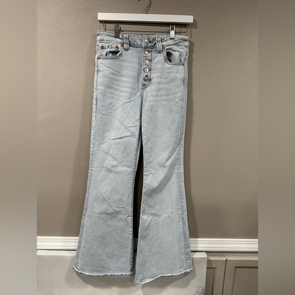 American Eagle Super High Rise Flare 8 Regular - Picture 3 of 8